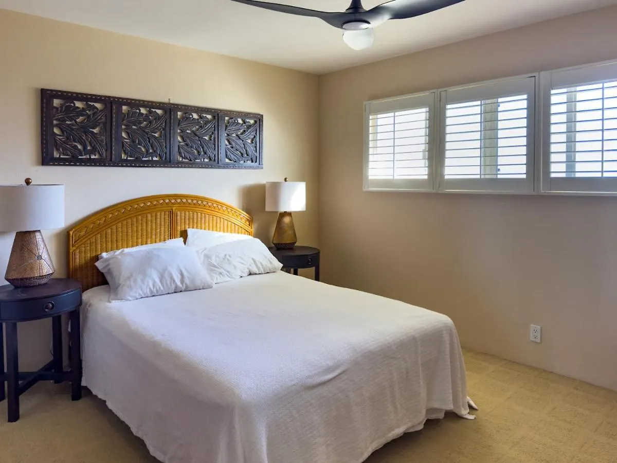 Stunning Ocean View 2 Bedroom Steps From Beach Kihei United States