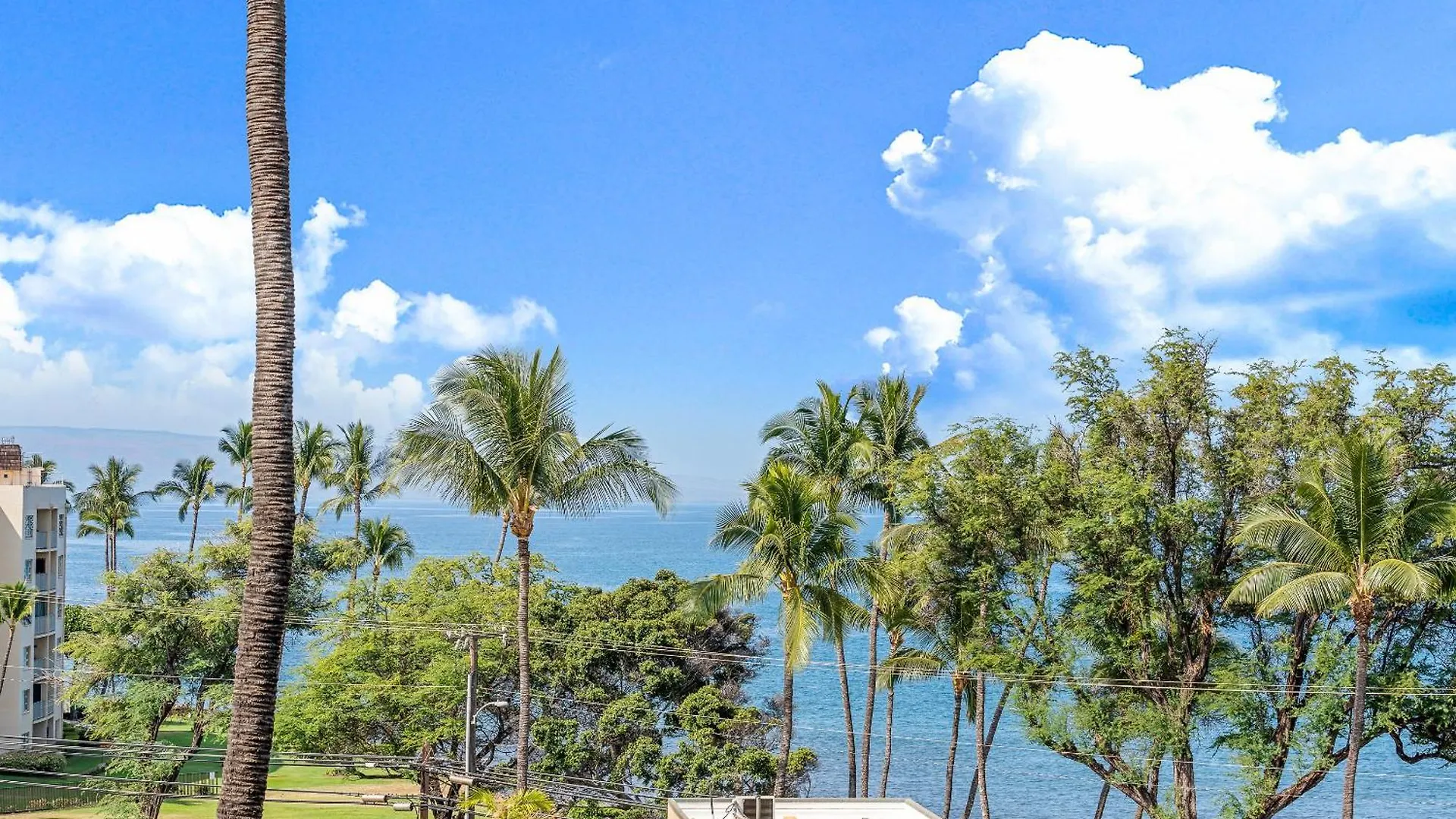 Stunning Ocean View 2 Bedroom Steps From Beach كيهي بيت للعطل