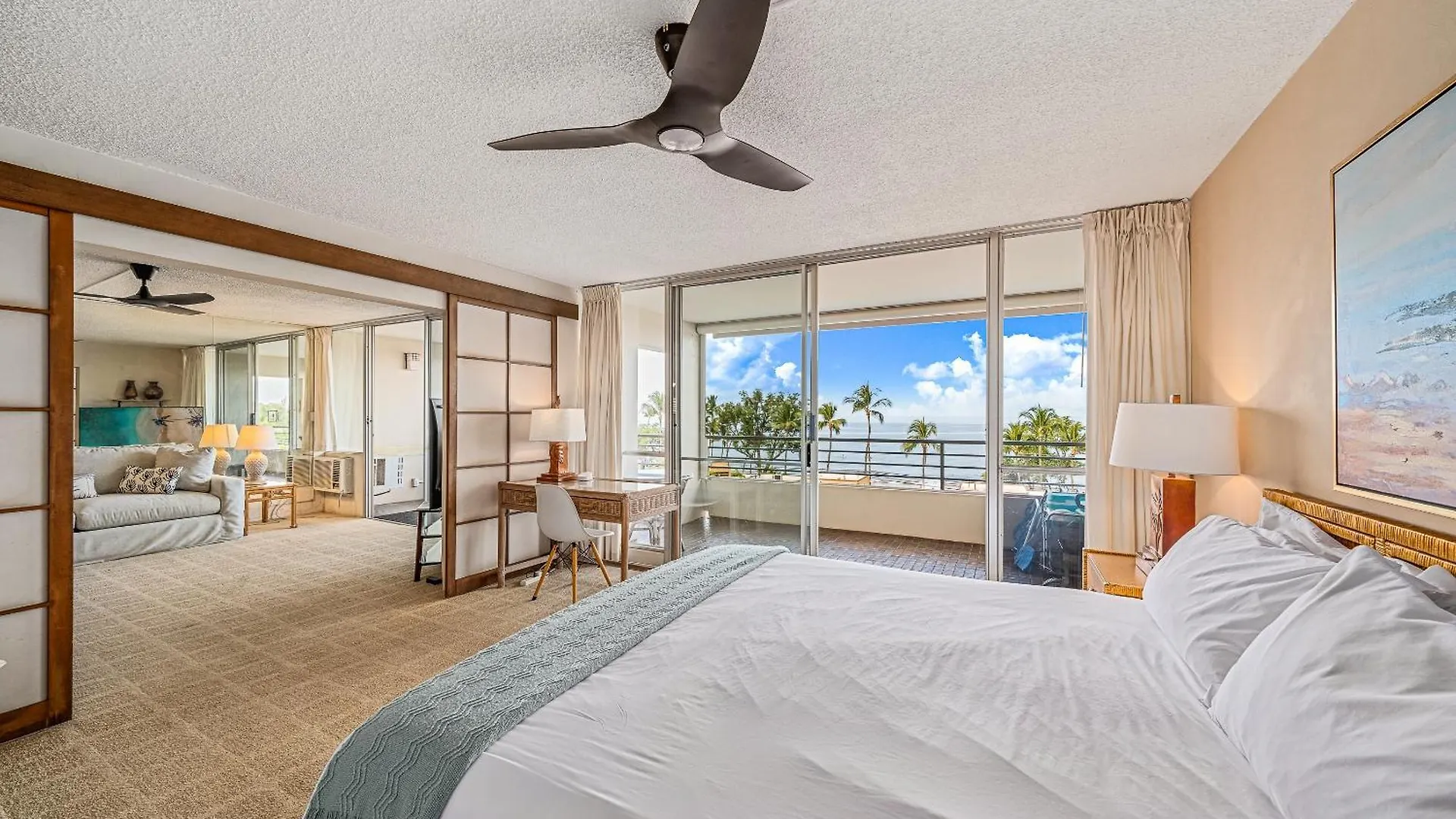 Stunning Ocean View 2 Bedroom Steps From Beach Kihei