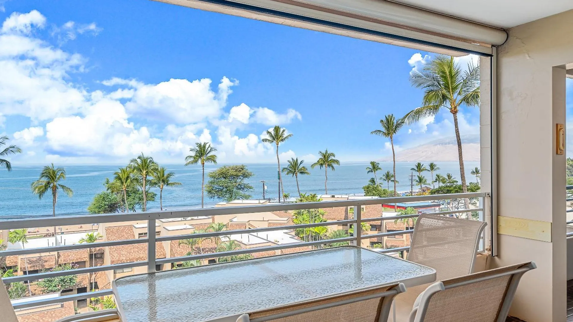 بيت للعطل Stunning Ocean View 2 Bedroom Steps From Beach كيهي الولايات المتحدة الأمريكية