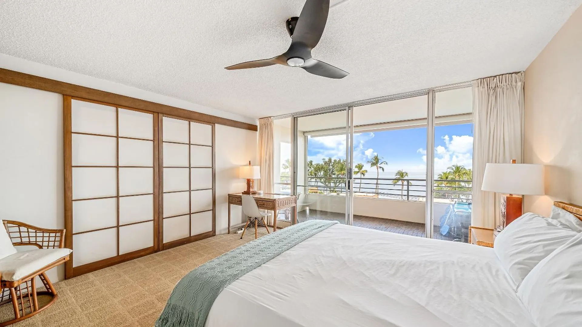 Holiday home Stunning Ocean View 2 Bedroom Steps From Beach Kihei